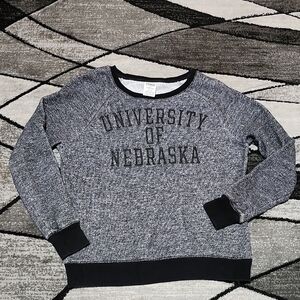 VINTAGE VS PINK 2013 UNIVERSITY OF NEBRASKA CREW-NECK SWEATSHIRT 5TH & OCEAN